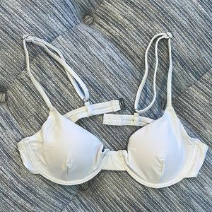 Alamae | White Bikini Top